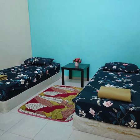 D'Q Putra Homestay Melaka Ngoại thất bức ảnh